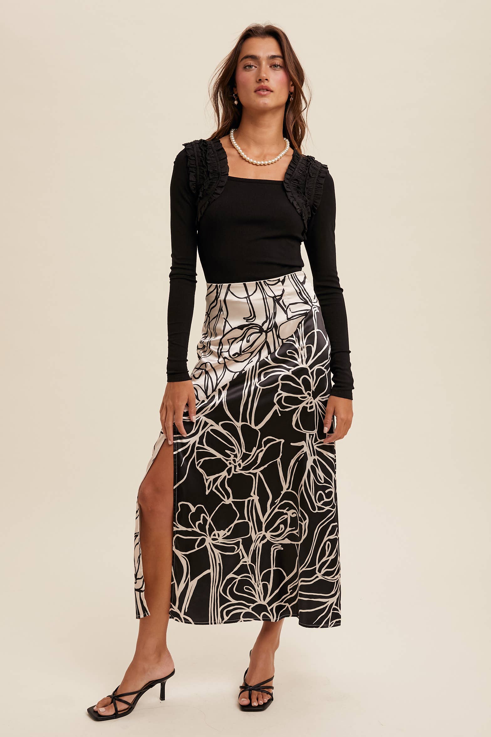 Square Neck Ruffle Accent Top: Black / XS