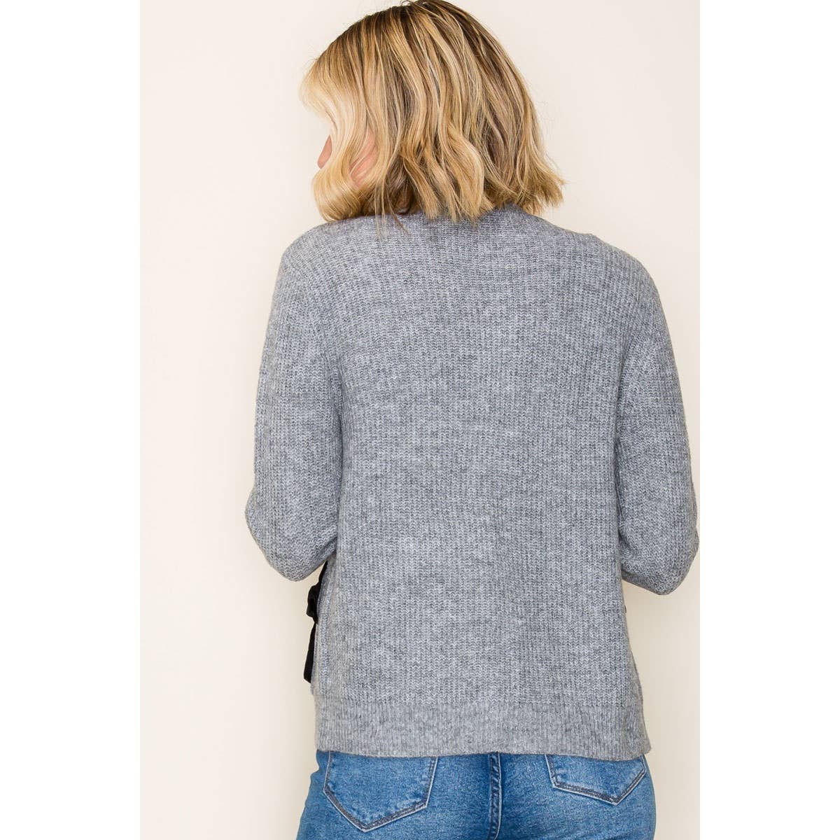 BOW ACCENTED BUTTON DOWN SWEATER CARDIGAN: GREY