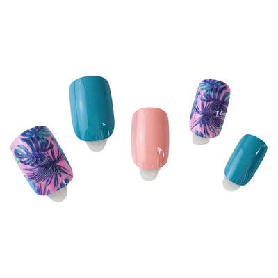 Square Short Press On Nails: First Kiss