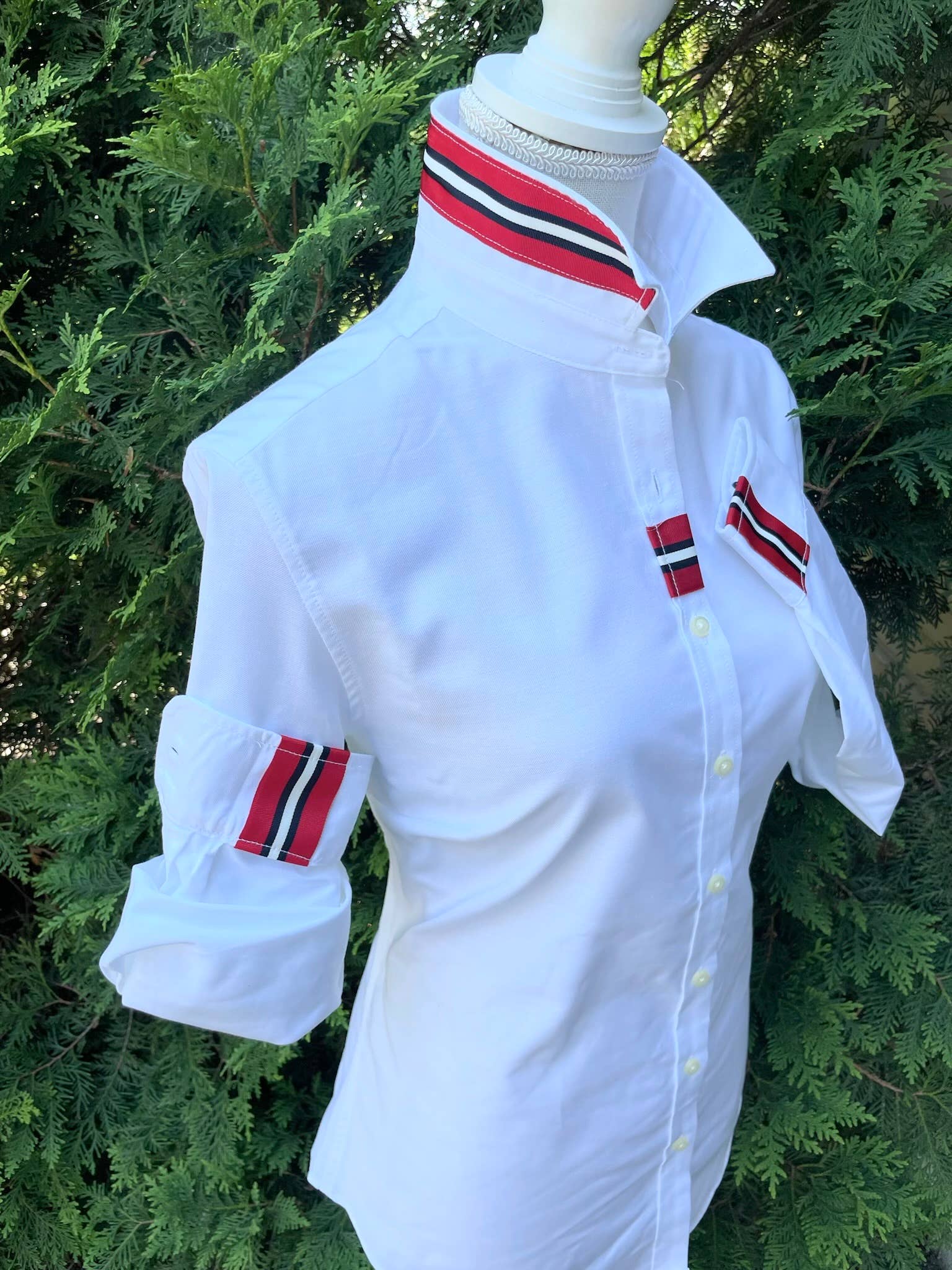 Casie 2 - White Ox w/Red, White & Black Stripe Ribbon: White w Red White & Black Stripe Ribbon