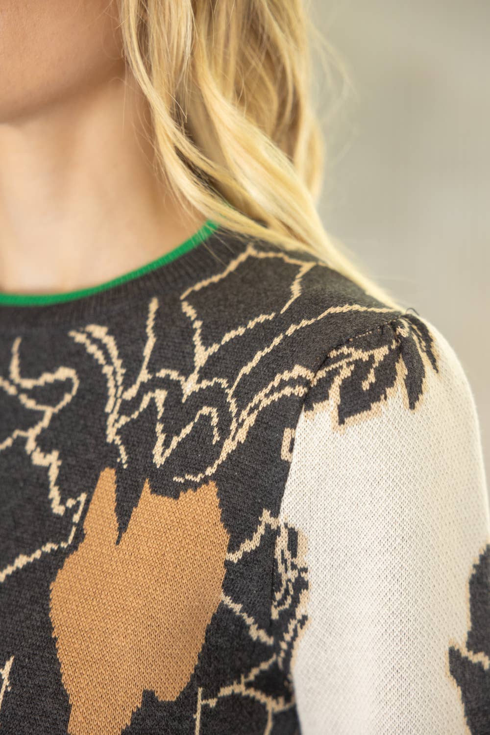 VOY Striped Rib Band Detailed Printed Sweater: Ivory