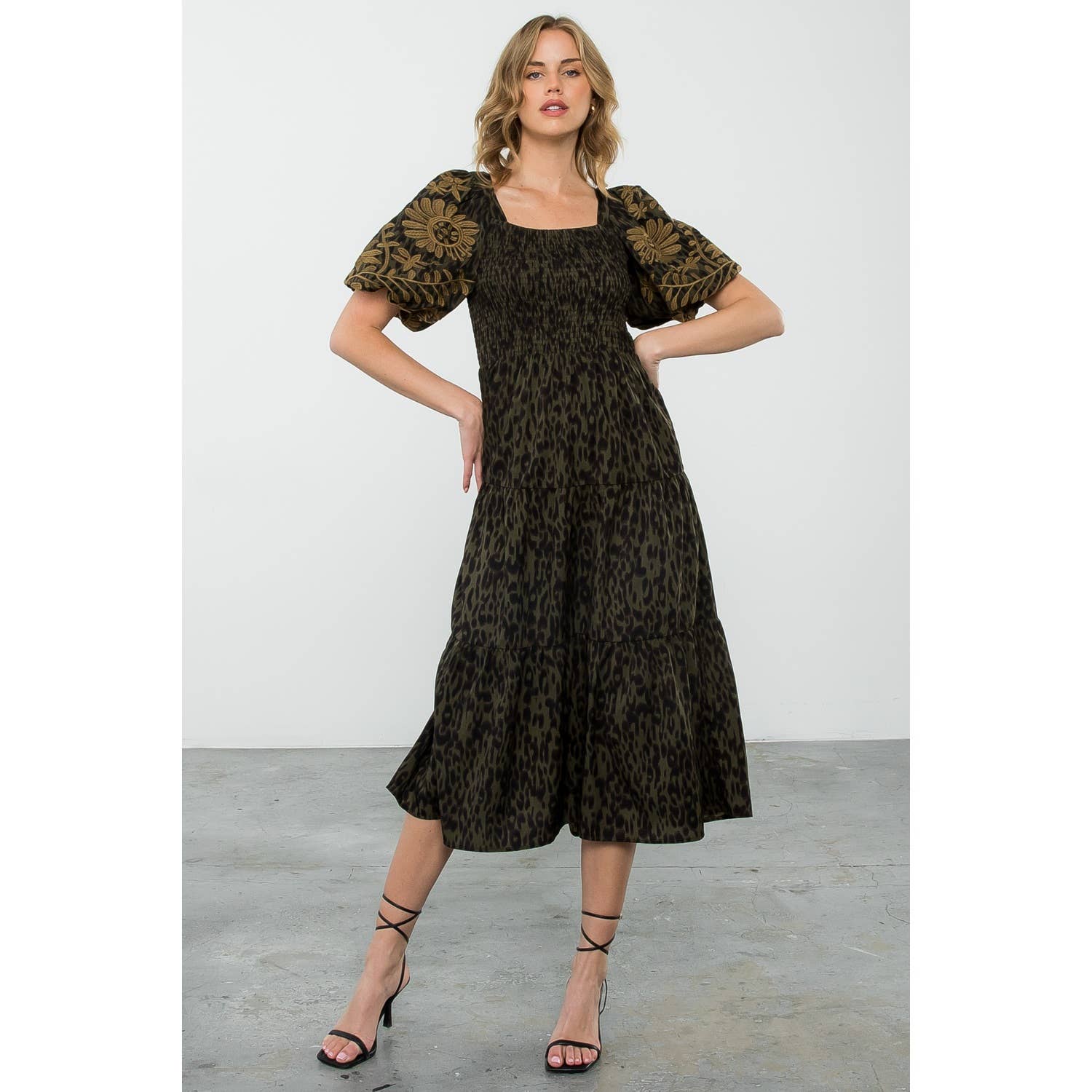 Olive Puff Sleeve Cheetah Print Midi Dress with Tiers: OLIVE