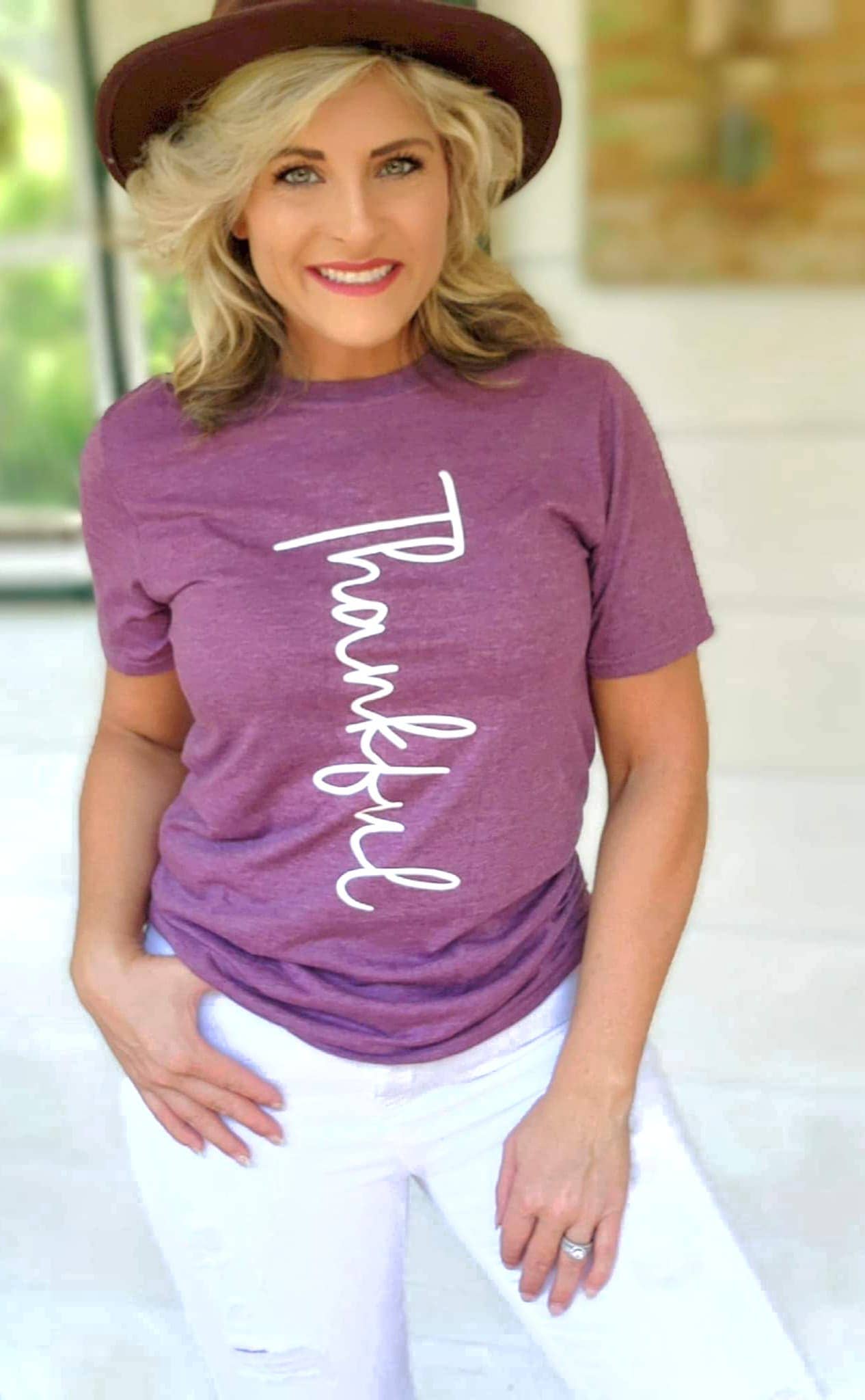 THANKFUL HEATHER MAROON FALL GRAPHIC TEE