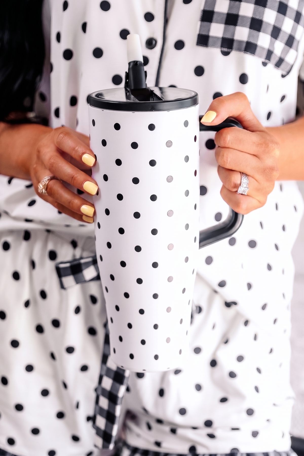 Jess Lea White Polka Dot Sleek Tumbler: White/Black