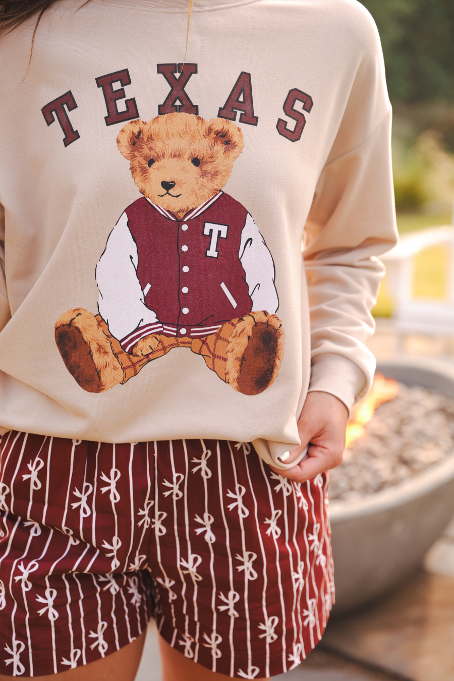Benny The Bear Texas Pullover- Maroon: Neutral / Medium