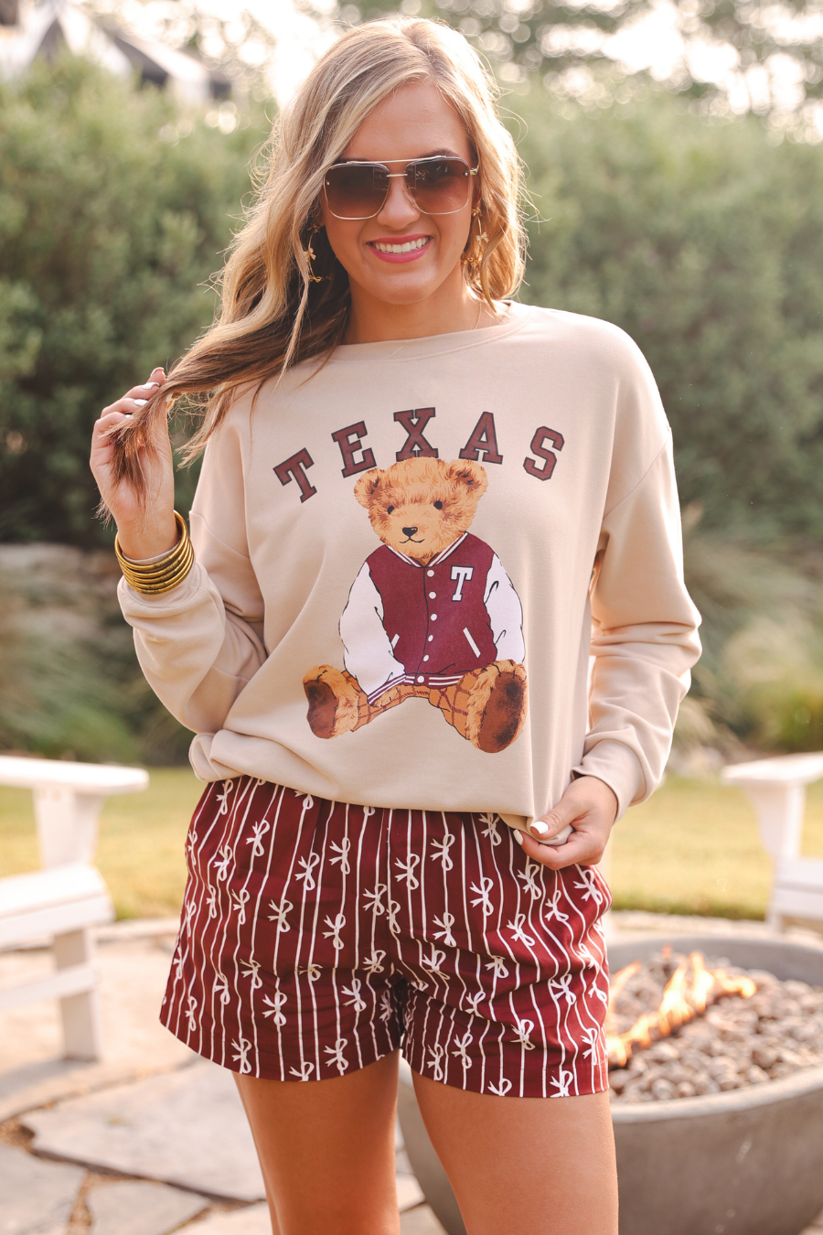 Benny The Bear Texas Pullover- Maroon: Neutral / Medium