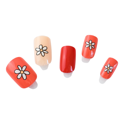 Square Short Press On Nails: First Kiss