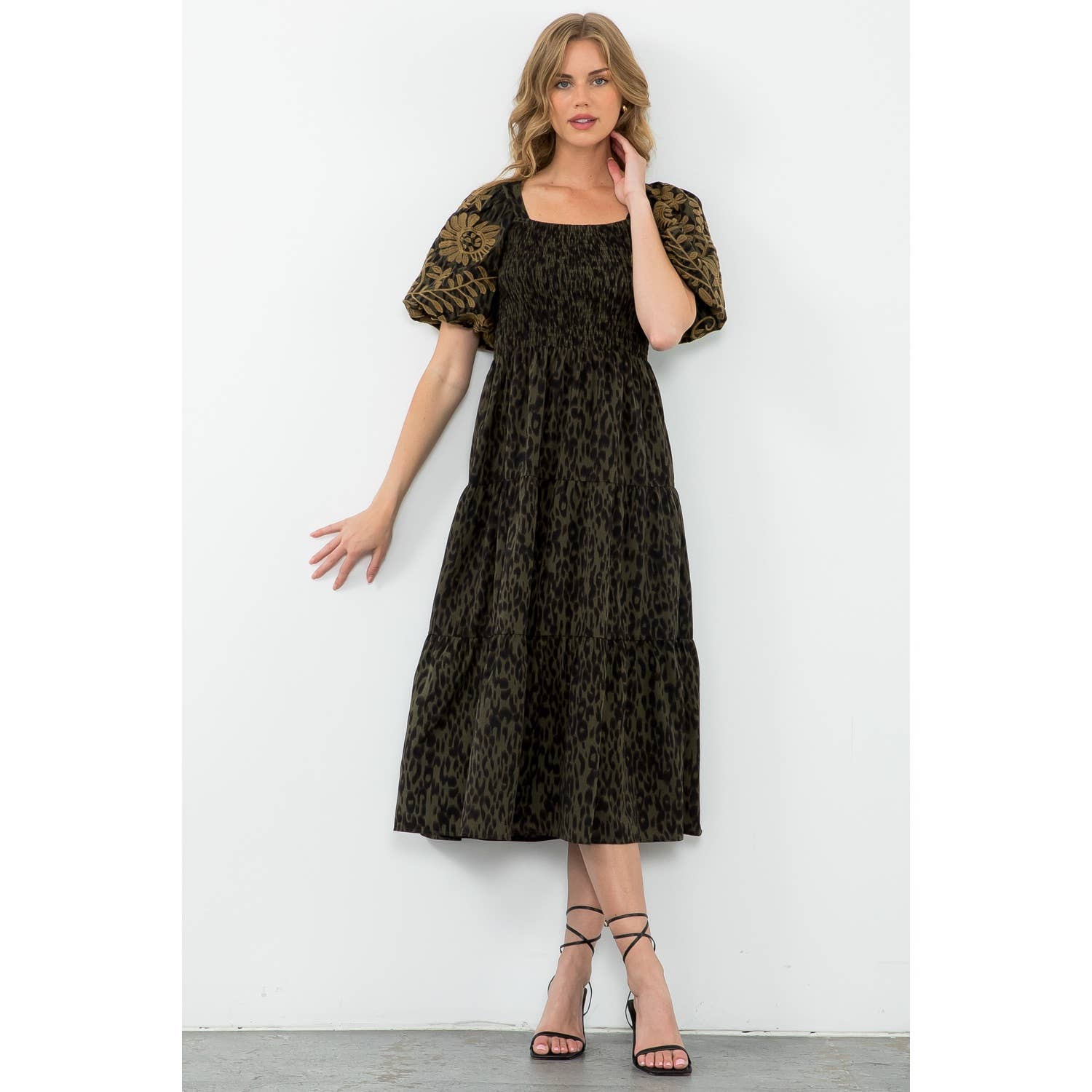 Olive Puff Sleeve Cheetah Print Midi Dress with Tiers: OLIVE