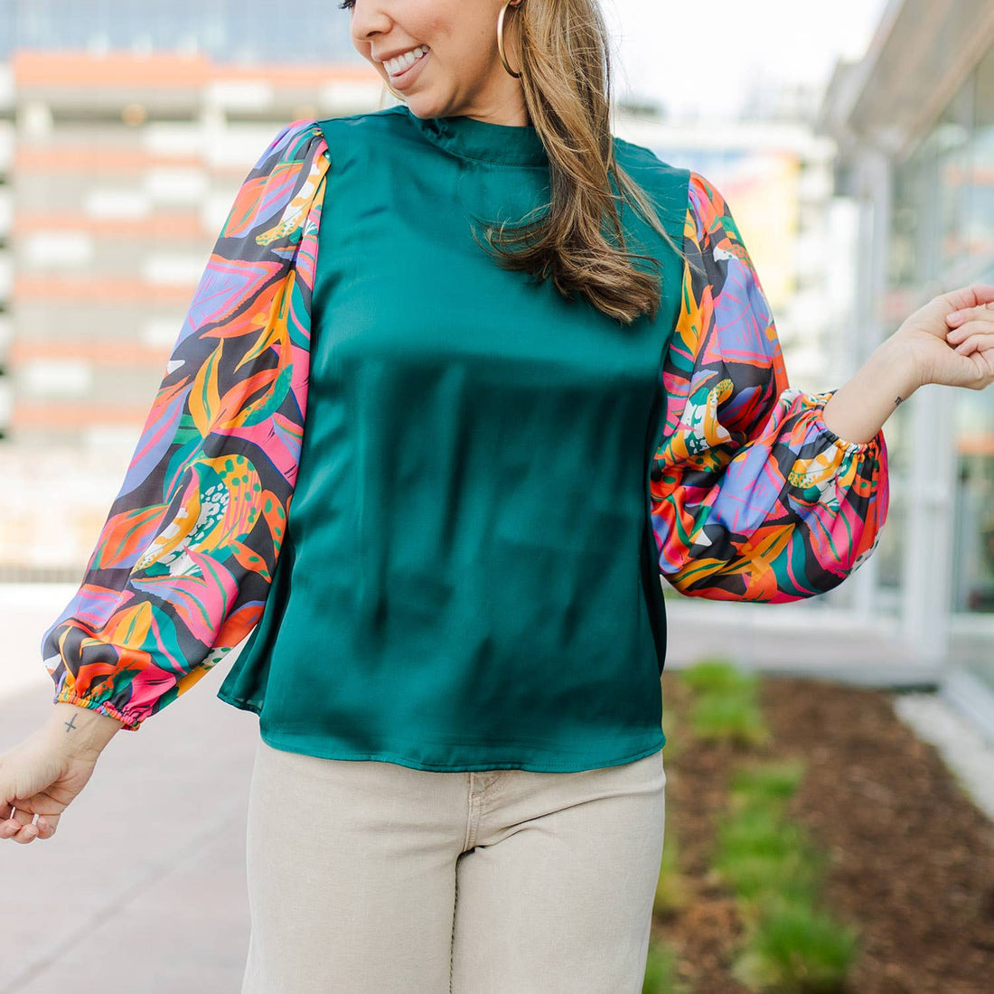 Top Melanie Eyes On Me Multi Color Sleeve