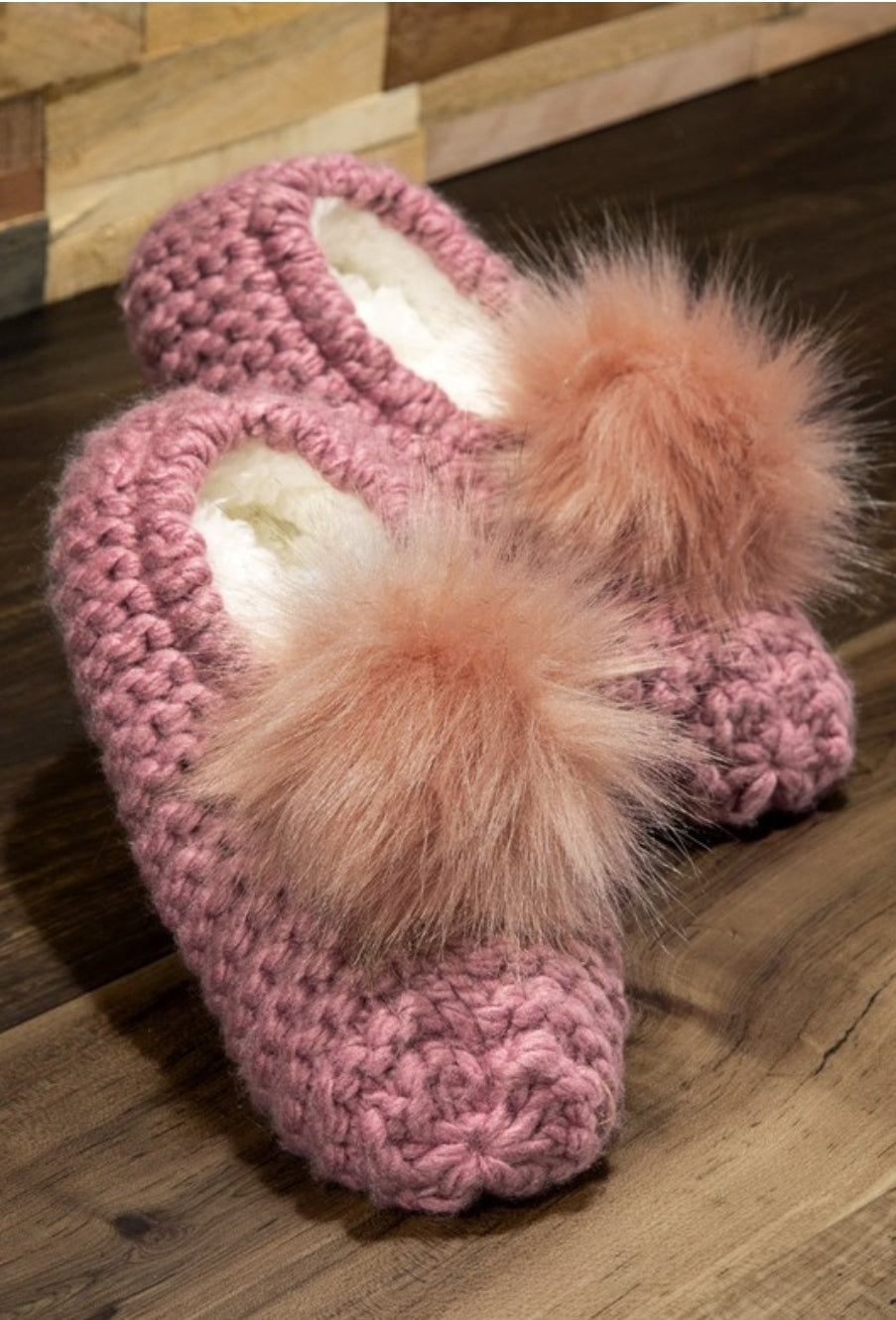 Pom-Pom Slippers