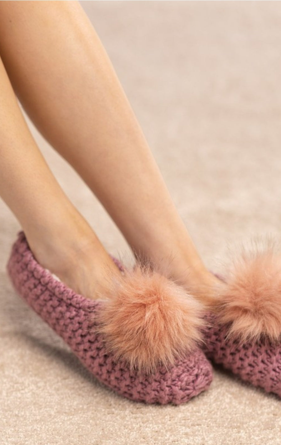 Pom-Pom Slippers