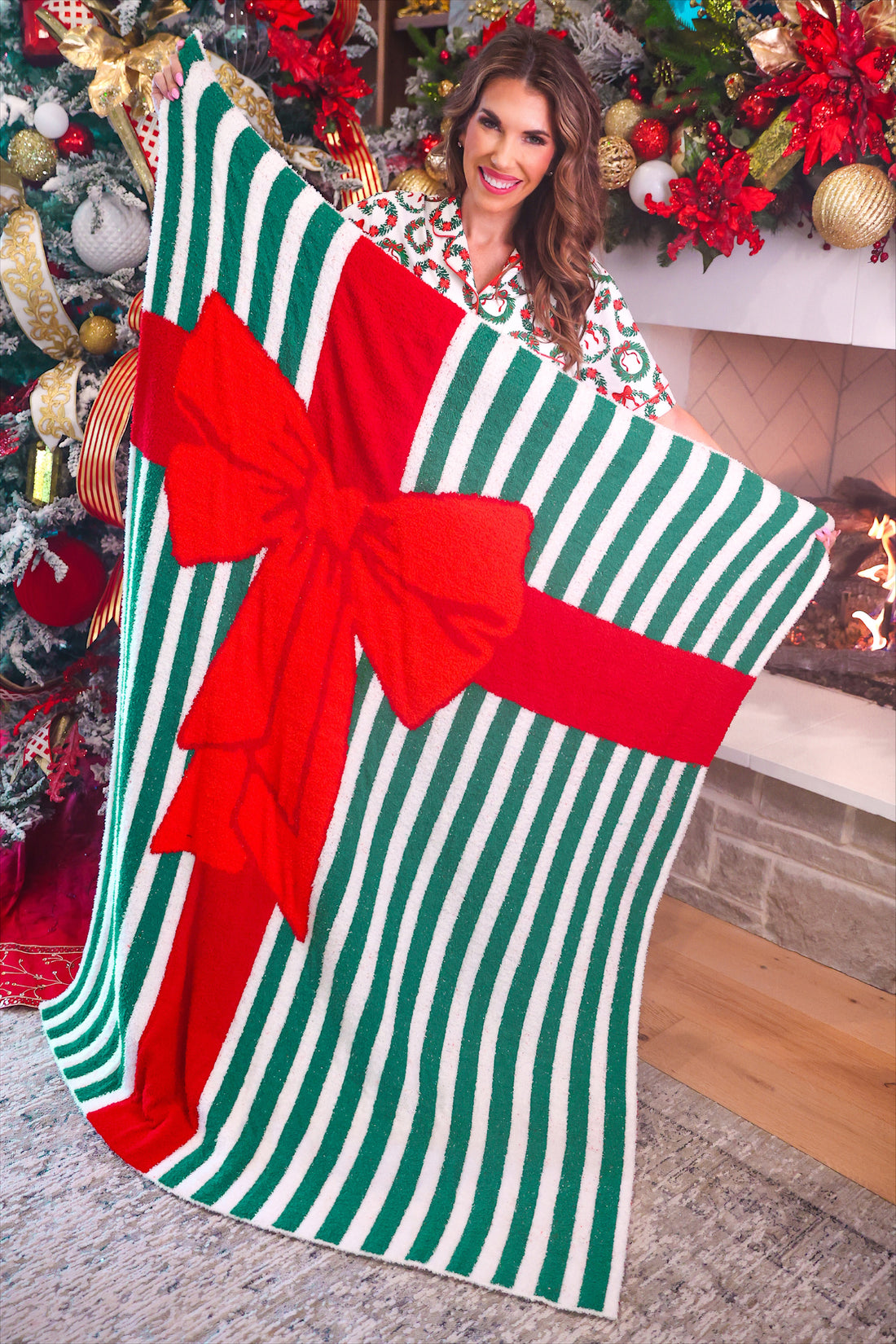 PREORDER JESS LEA Wrapped With a Bow Blanket