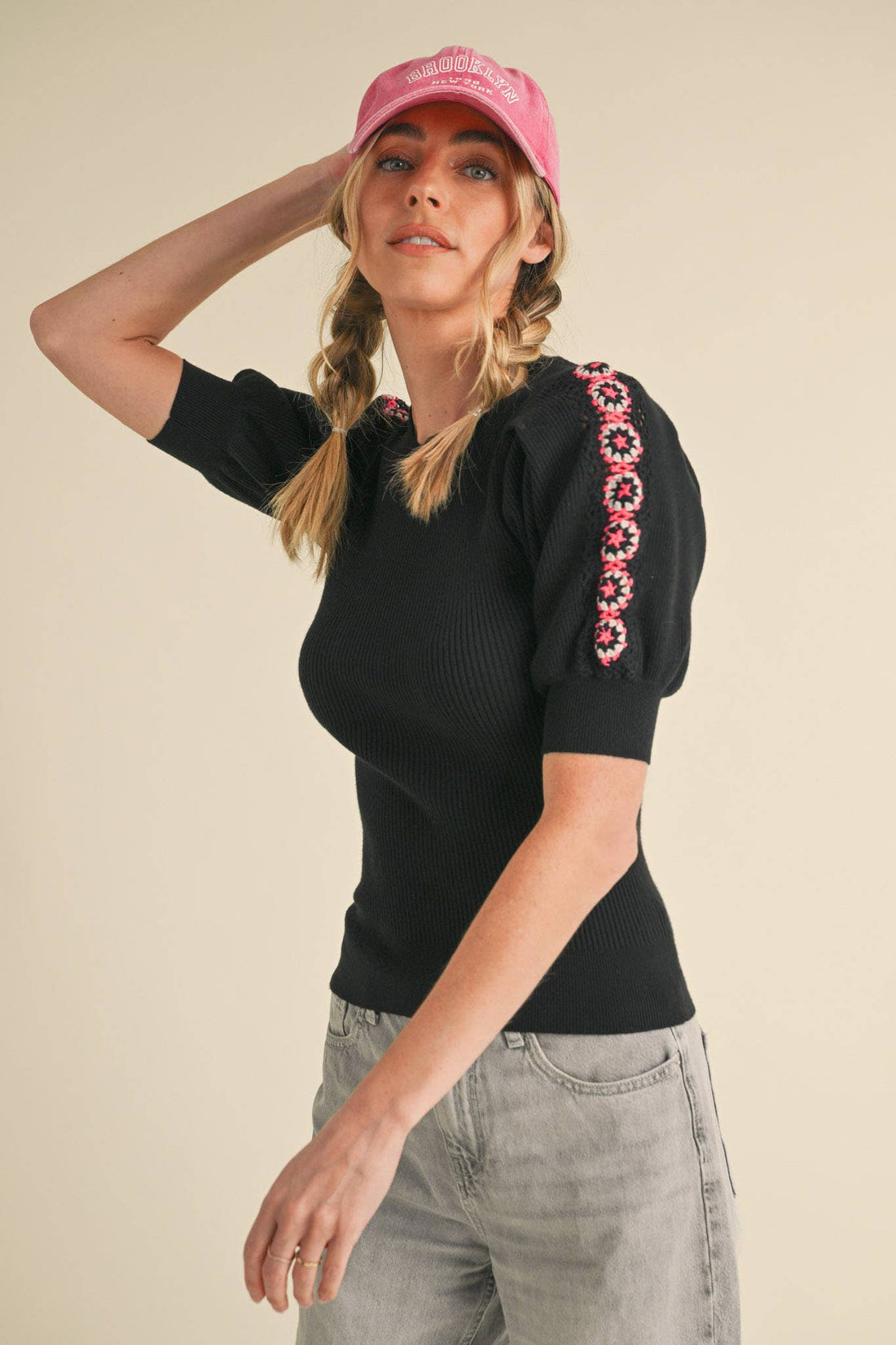 HAND-MADE CROCHET PUFF SLEEVE SWEATER: Black