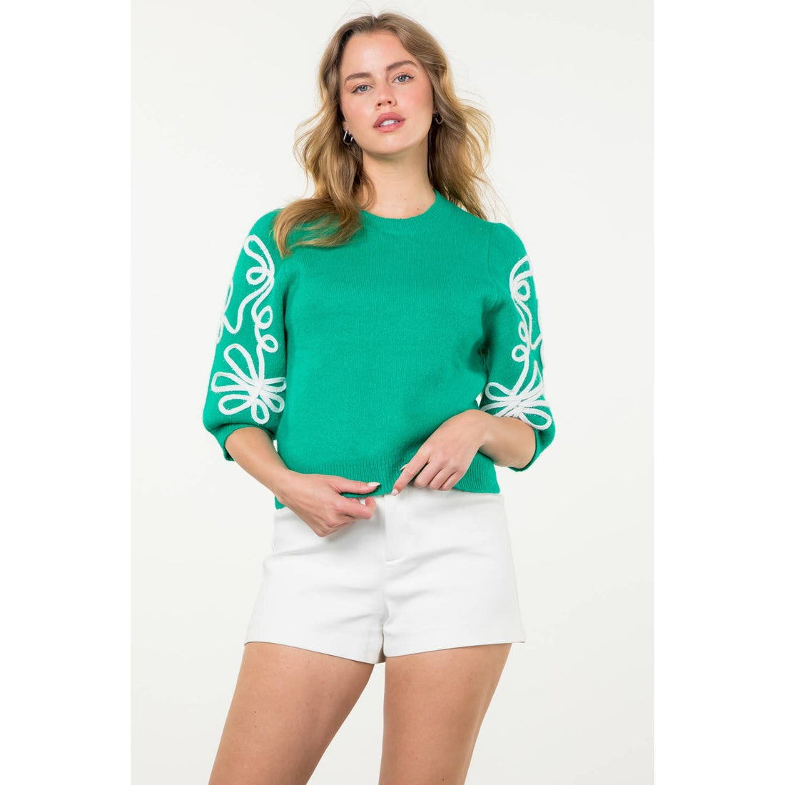 Short Sleeve Embroidered Detail Knit Top: GREEN