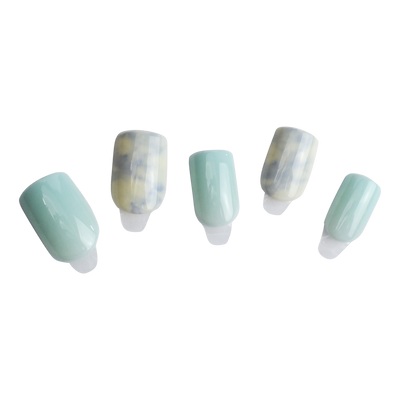 Square Short Press On Nails: First Kiss