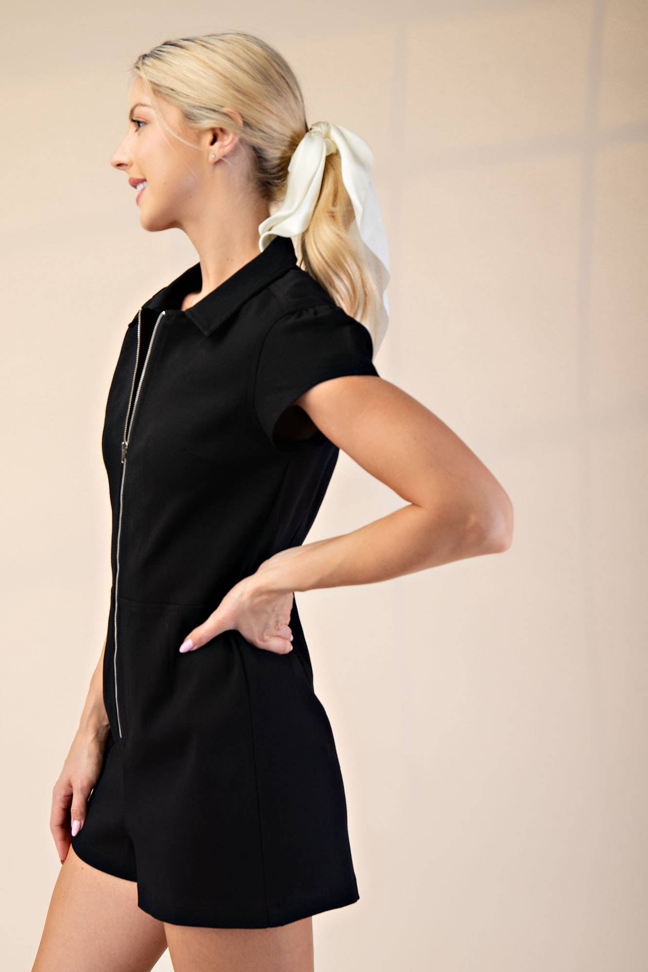 Short-Sleeve Collared Zip-front Romper: Black