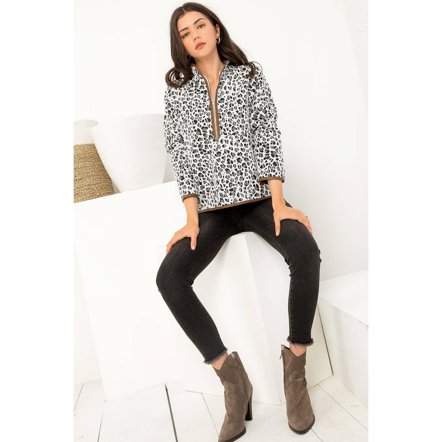 THML Cheetah Half Zip Sweater: WHITE