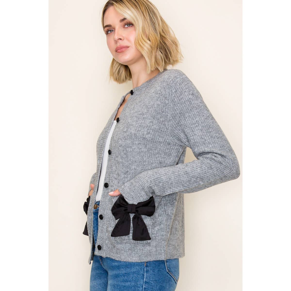 BOW ACCENTED BUTTON DOWN SWEATER CARDIGAN: GREY