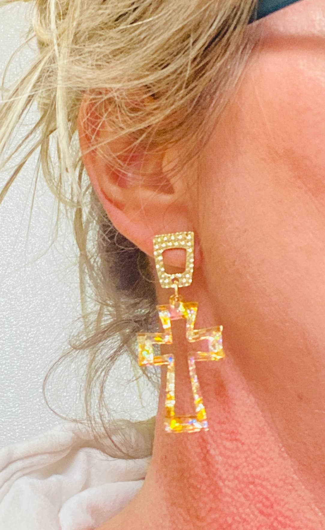 EASTER CRUCIFIX CHUNKY GLITTER EAR CANDY