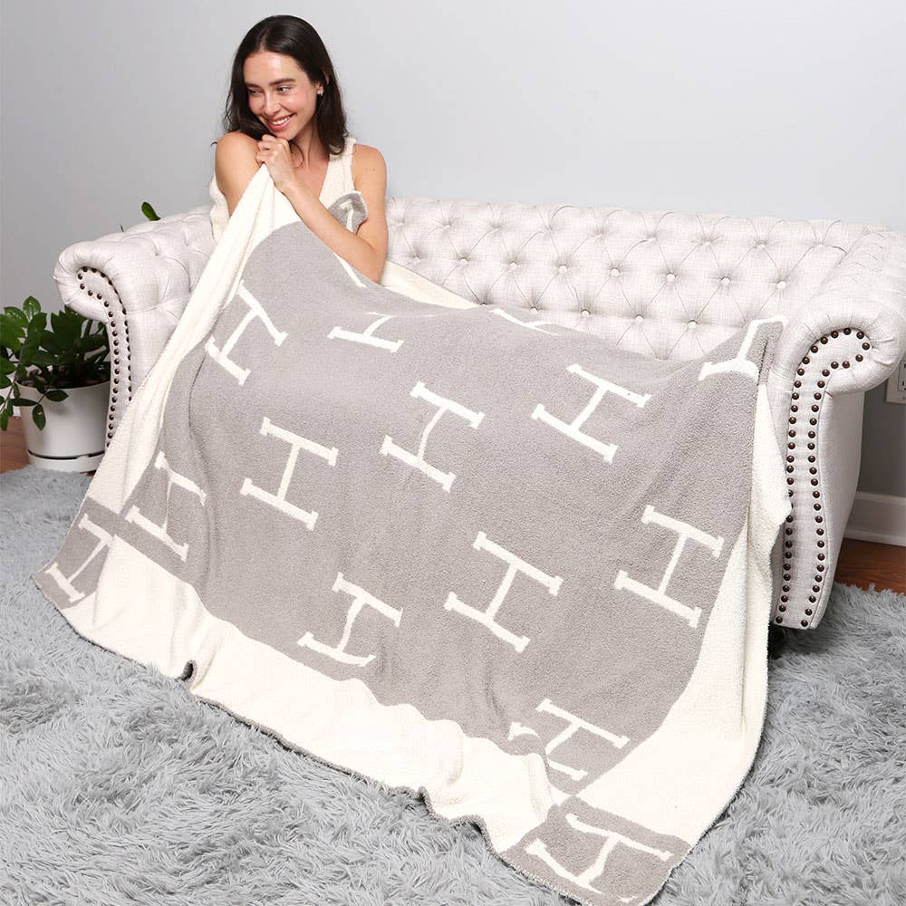 H Initial Monogram Patterned Reversible Throw Blanket: Black faux Hermes