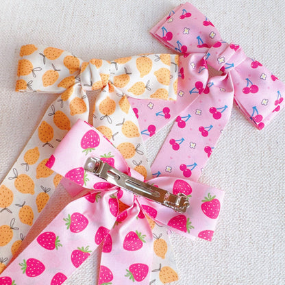 Sweet &amp; Sour Fruit Print Hair Clip: Strawberry