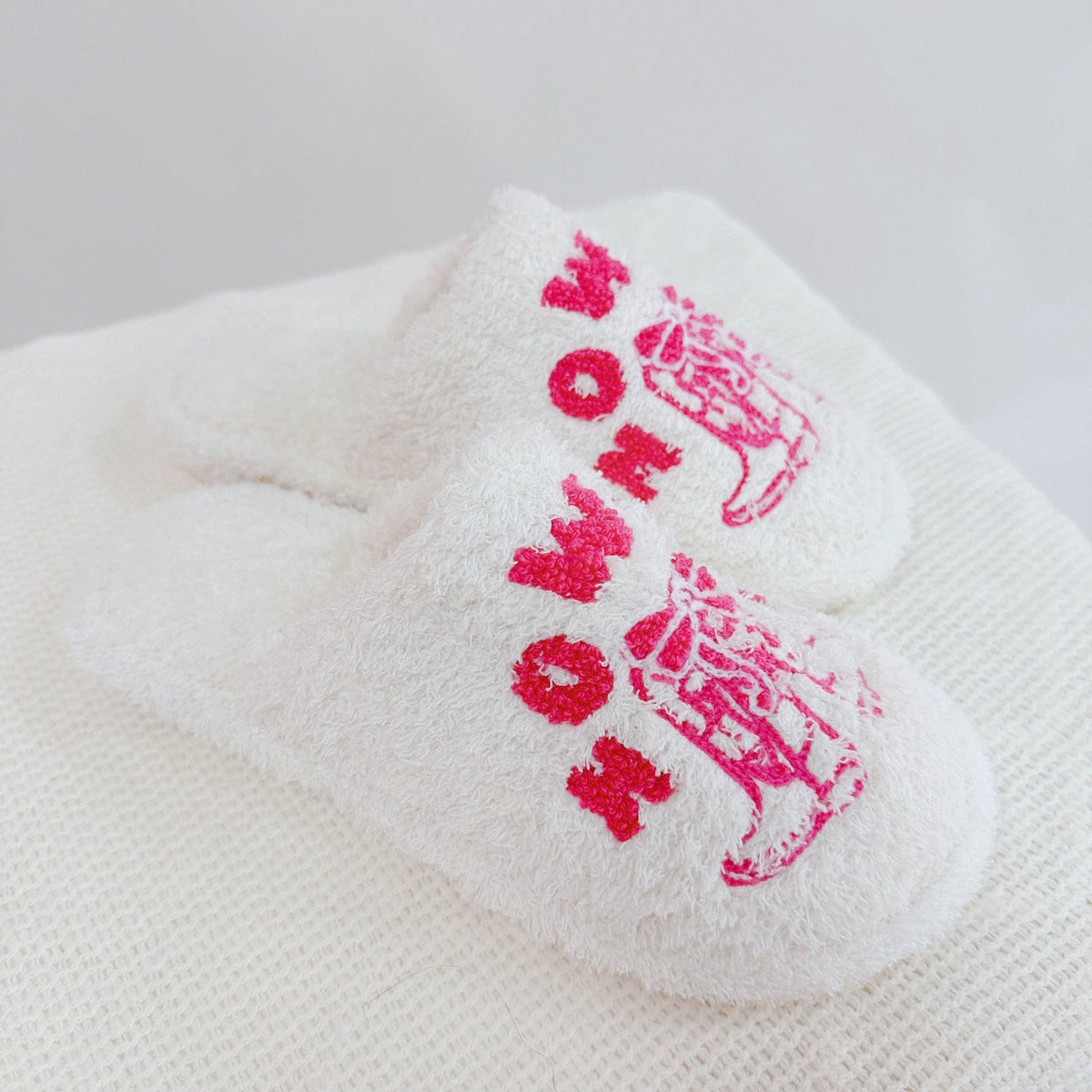 Howdy Boot Coziest Lounge Slippers: M/L