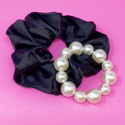 Pearl &amp; Satin Scrunchie Set: Jeweled Pink