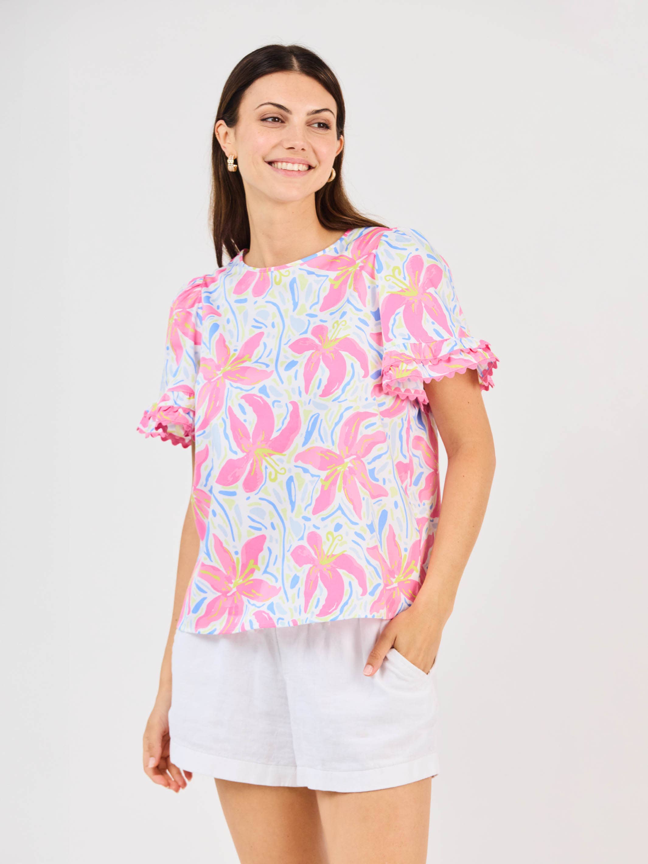 Cassidy Top | Hibiscus Harmony White: 2-2-2;S-M-L