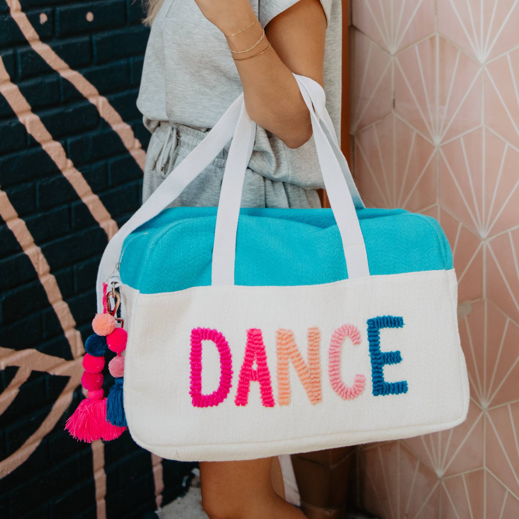 Aqua &quot;Dance&quot; Weekender Bag: Aqua
