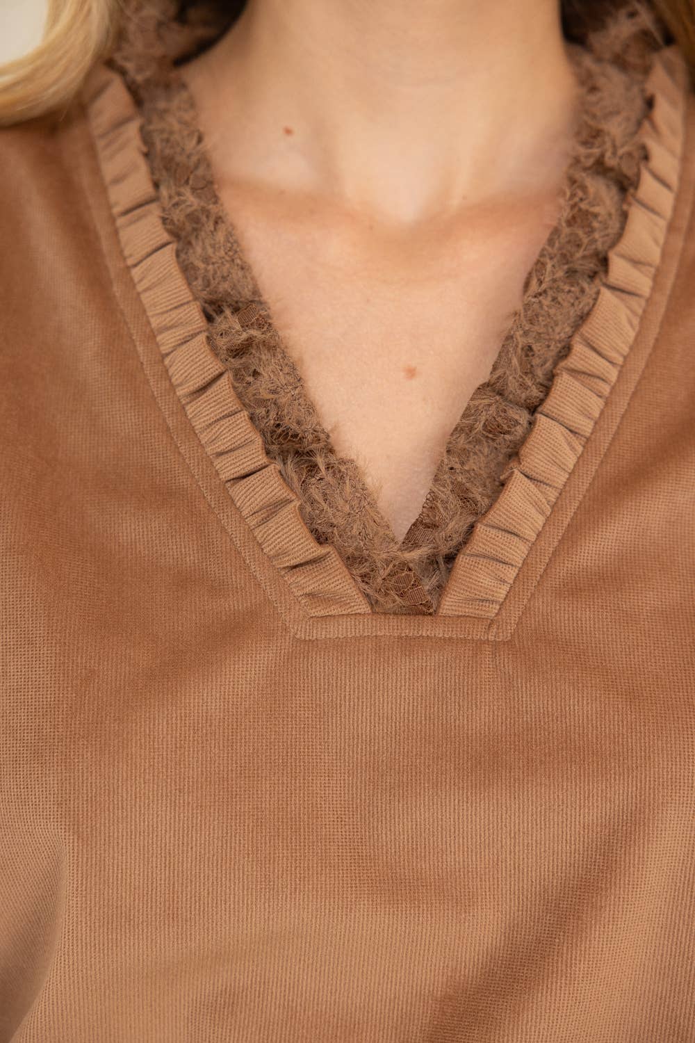 Voy Lace Long Sleeve Ruffle Detailed Corduroy Top: Brown
