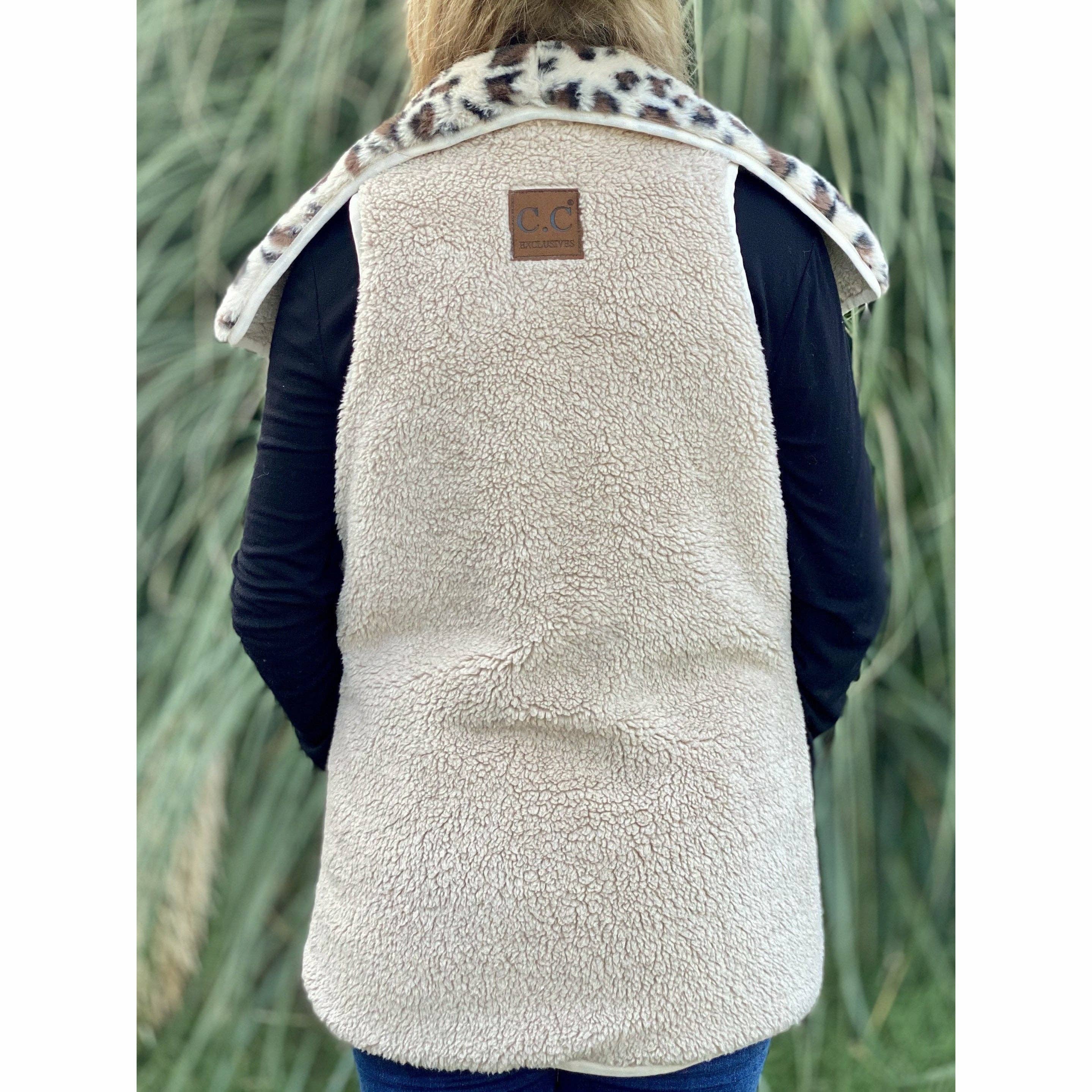 Reversible Leopard Print Sherpa/Faux Fur Vest VT716: S