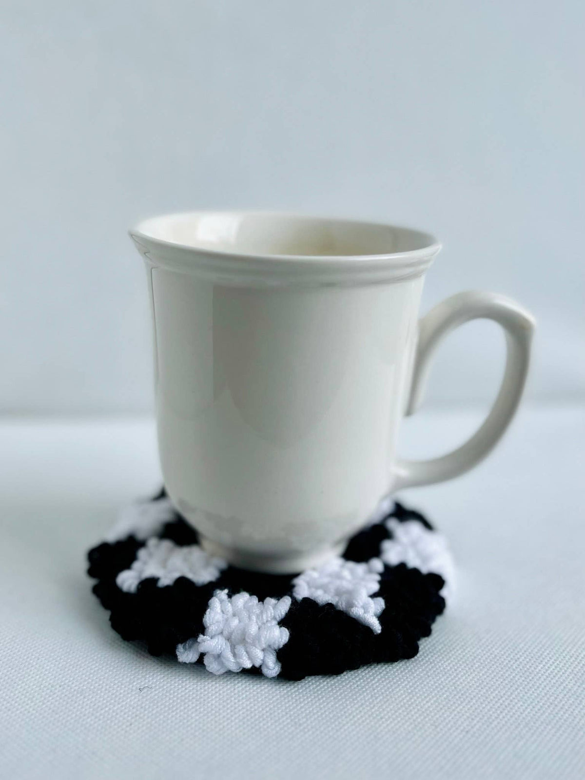 Black &amp; White Checkered Punch Needle Mug Rug Kit