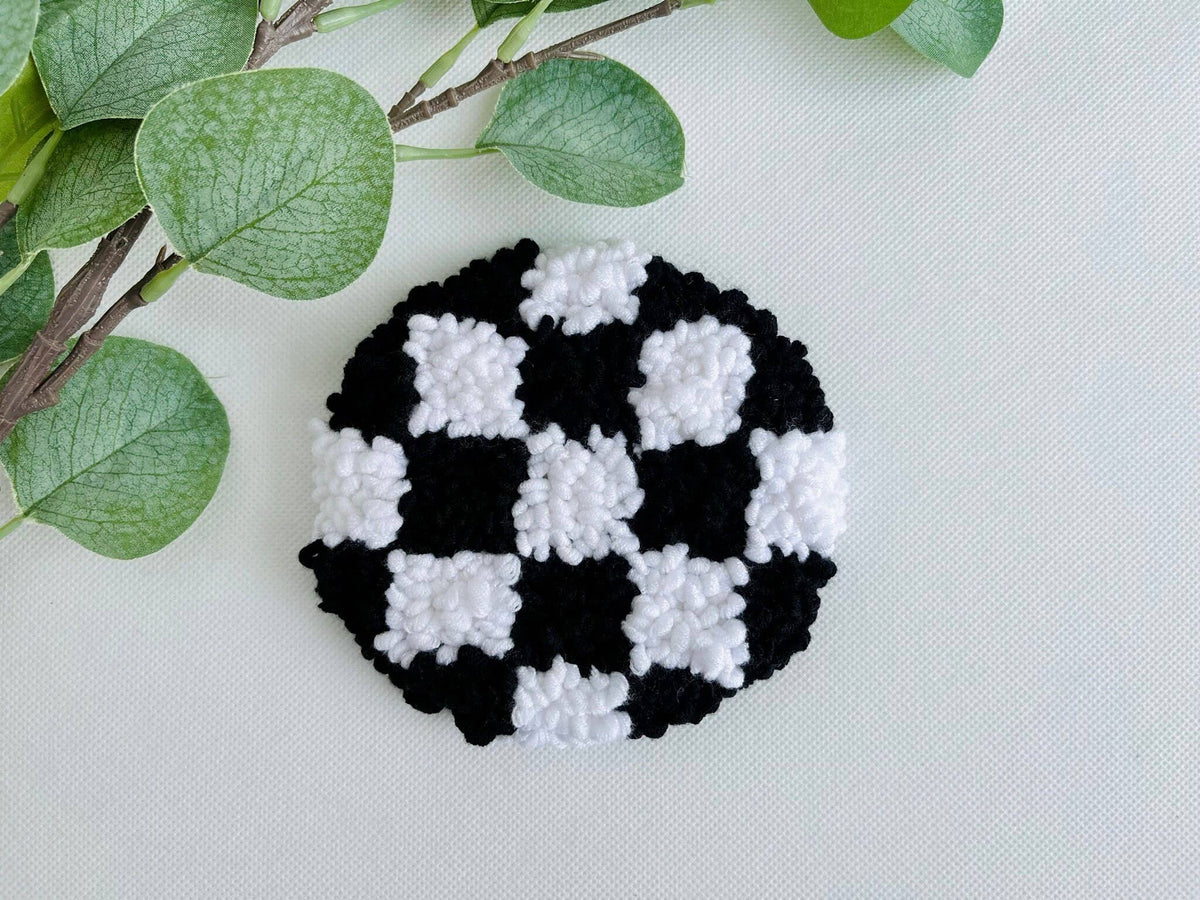 Black &amp; White Checkered Punch Needle Mug Rug Kit