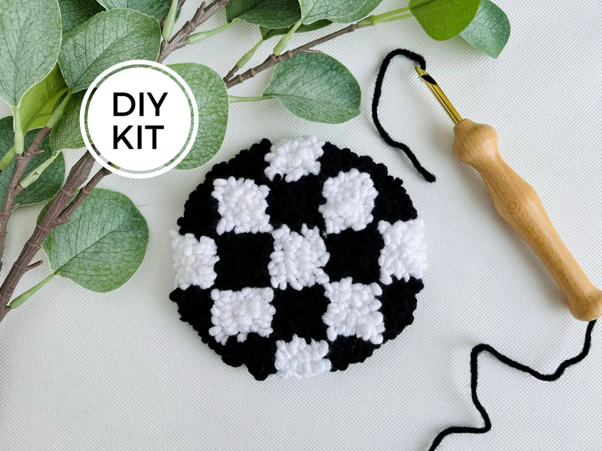 Black &amp; White Checkered Punch Needle Mug Rug Kit