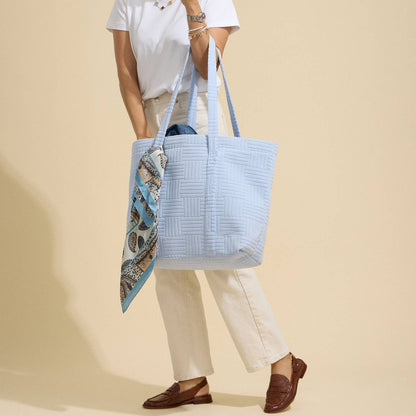 Quilted Tote Bag with Woven Texture: Light Blue / One / 5AG78035