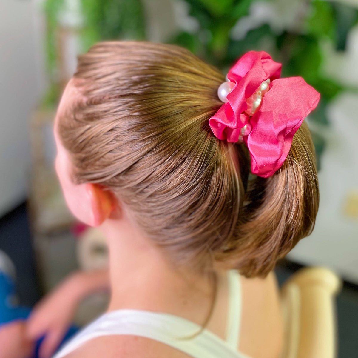 Pearl &amp; Satin Scrunchie Set: Jeweled Pink