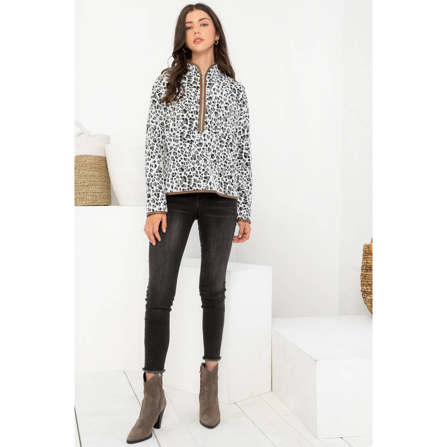 THML Cheetah Half Zip Sweater: WHITE