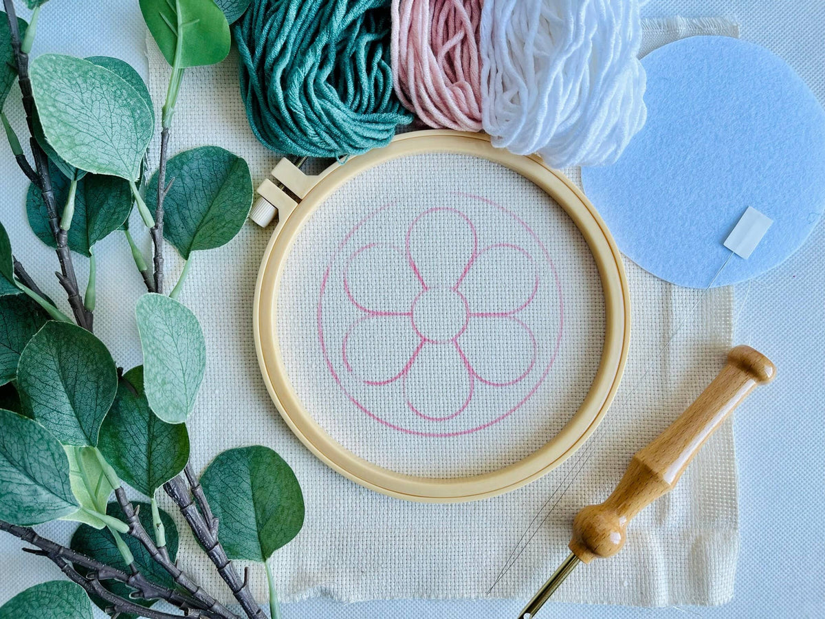 White Beginner Punch Needle Mug Rug Kit