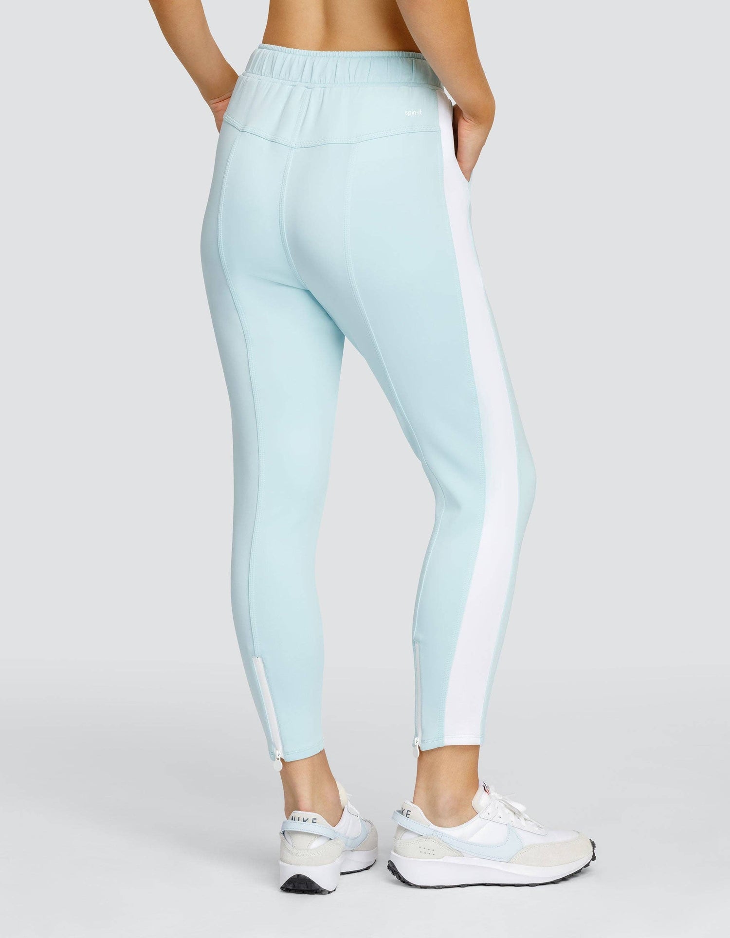 Spin-it BERRI MID-RISE JOGGER - BLUE GLOW: Small