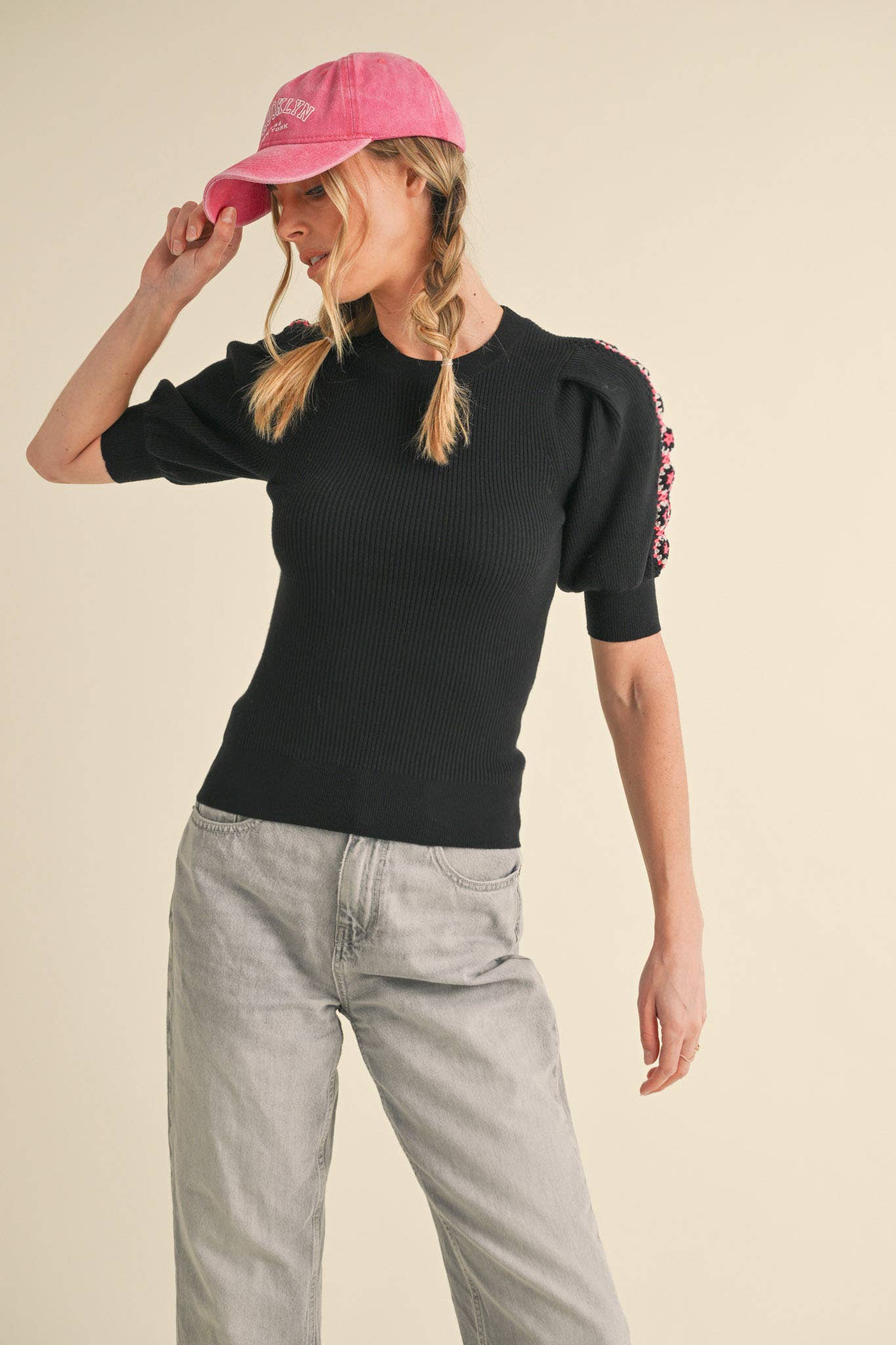 HAND-MADE CROCHET PUFF SLEEVE SWEATER: Black