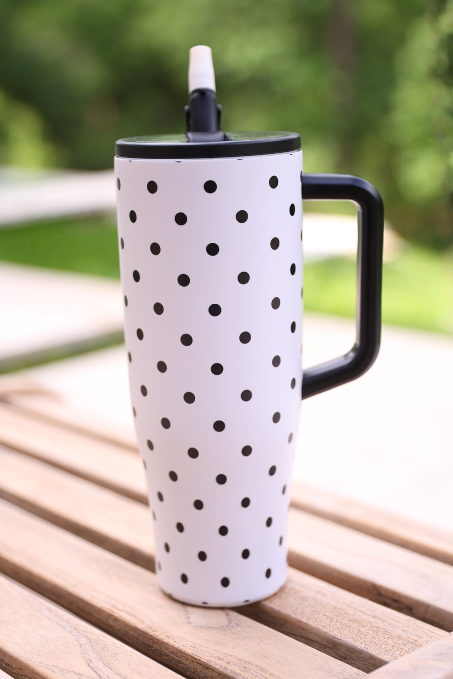 Jess Lea White Polka Dot Sleek Tumbler: White/Black