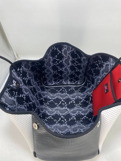 The Erin Neoprene Tote | shoptaylorgray