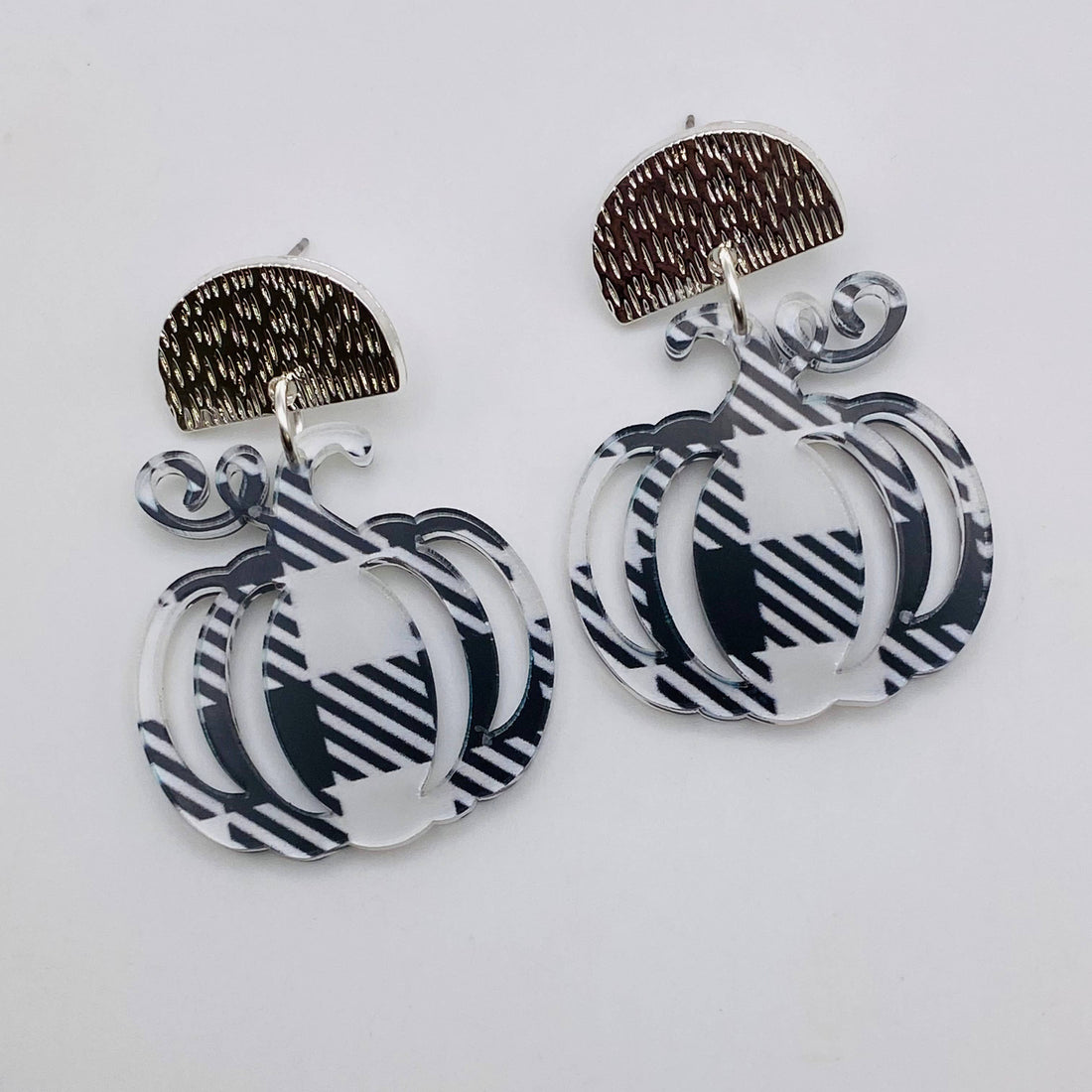 Buffalo Plaid Pumpkin Earrings Fall