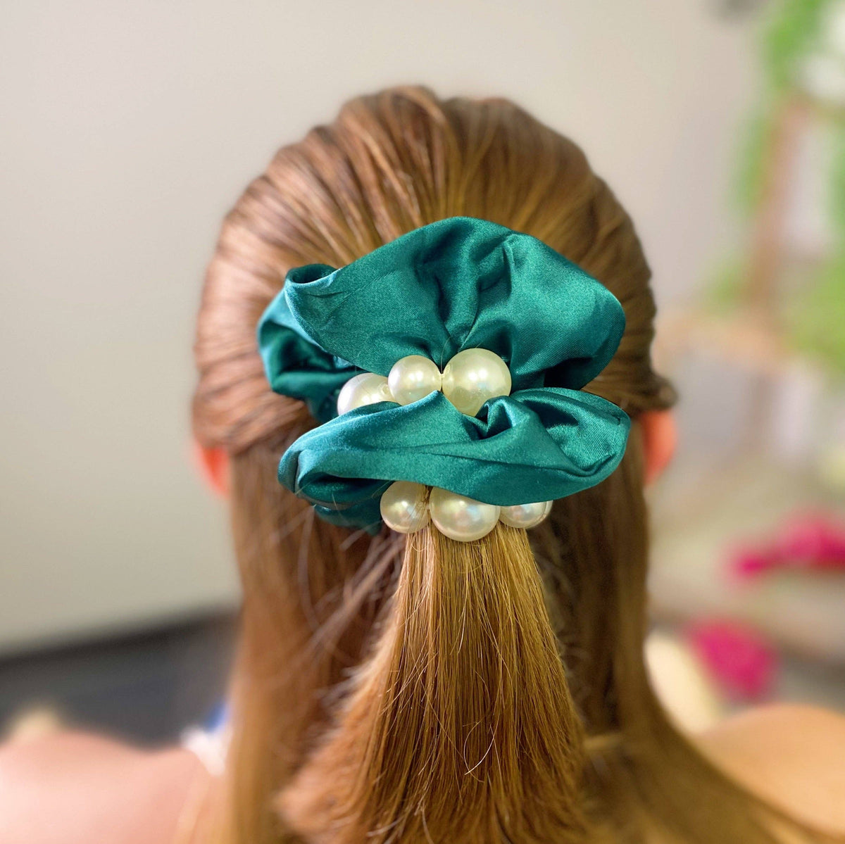 Pearl &amp; Satin Scrunchie Set: Jeweled Pink