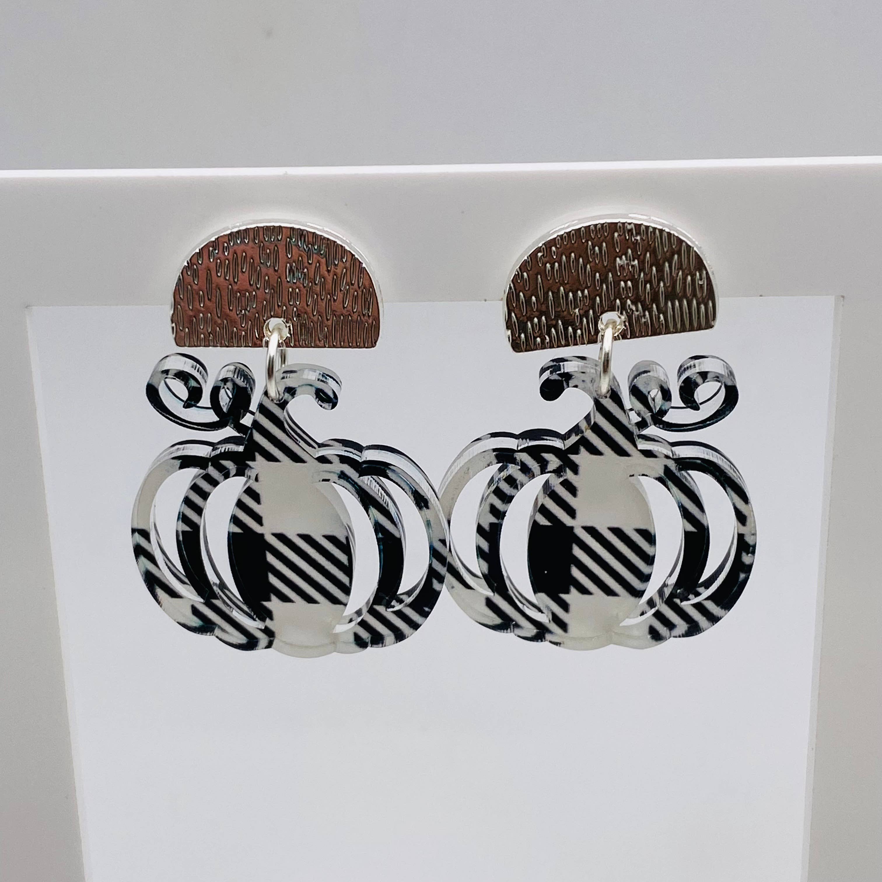 Buffalo Plaid Pumpkin Earrings Fall