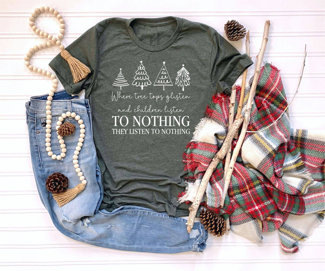CHRISTMAS TREE TOPS GLISTEN HOLIDAY GRAPHIC TEE: Small