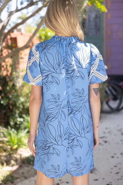 35298 Leaf Print Embroidered Lace Bubble Sleeve Dress: Blue / S