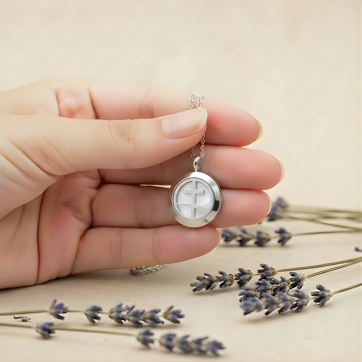 Faith Essential Oil Diffuser Necklace - Mini