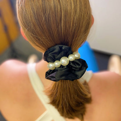 Pearl &amp; Satin Scrunchie Set: Jeweled Pink