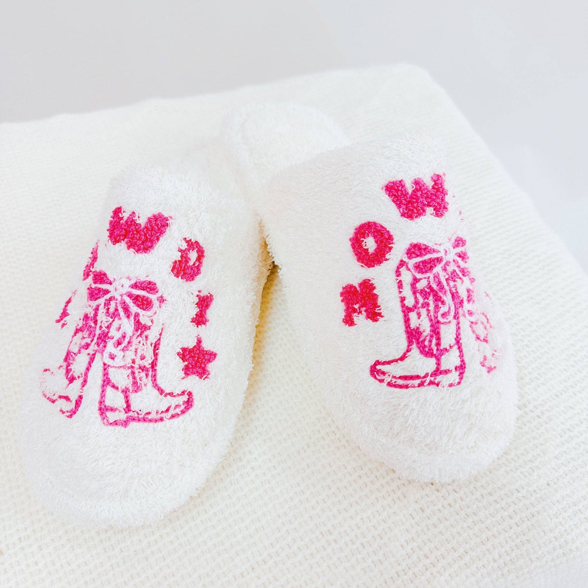 Howdy Boot Coziest Lounge Slippers: M/L